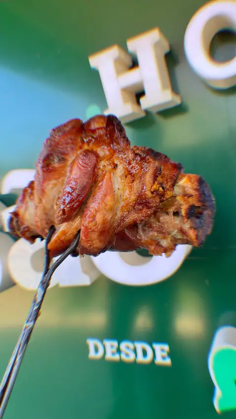Frango assado servido